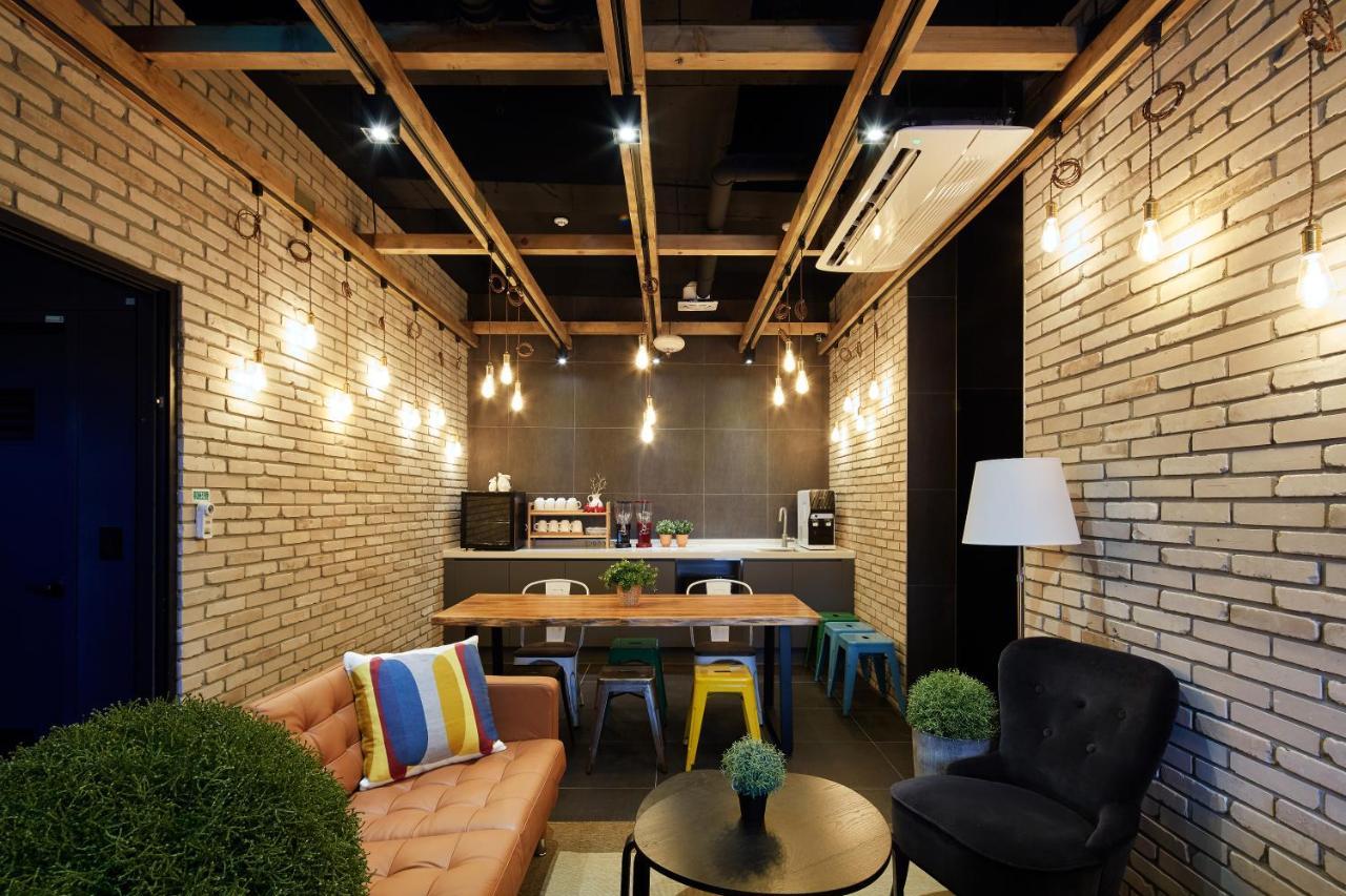 Hostel Cleo Seoul Hongdae Exteriér fotografie